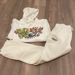 Kiehl’s skincare sweatsuit set